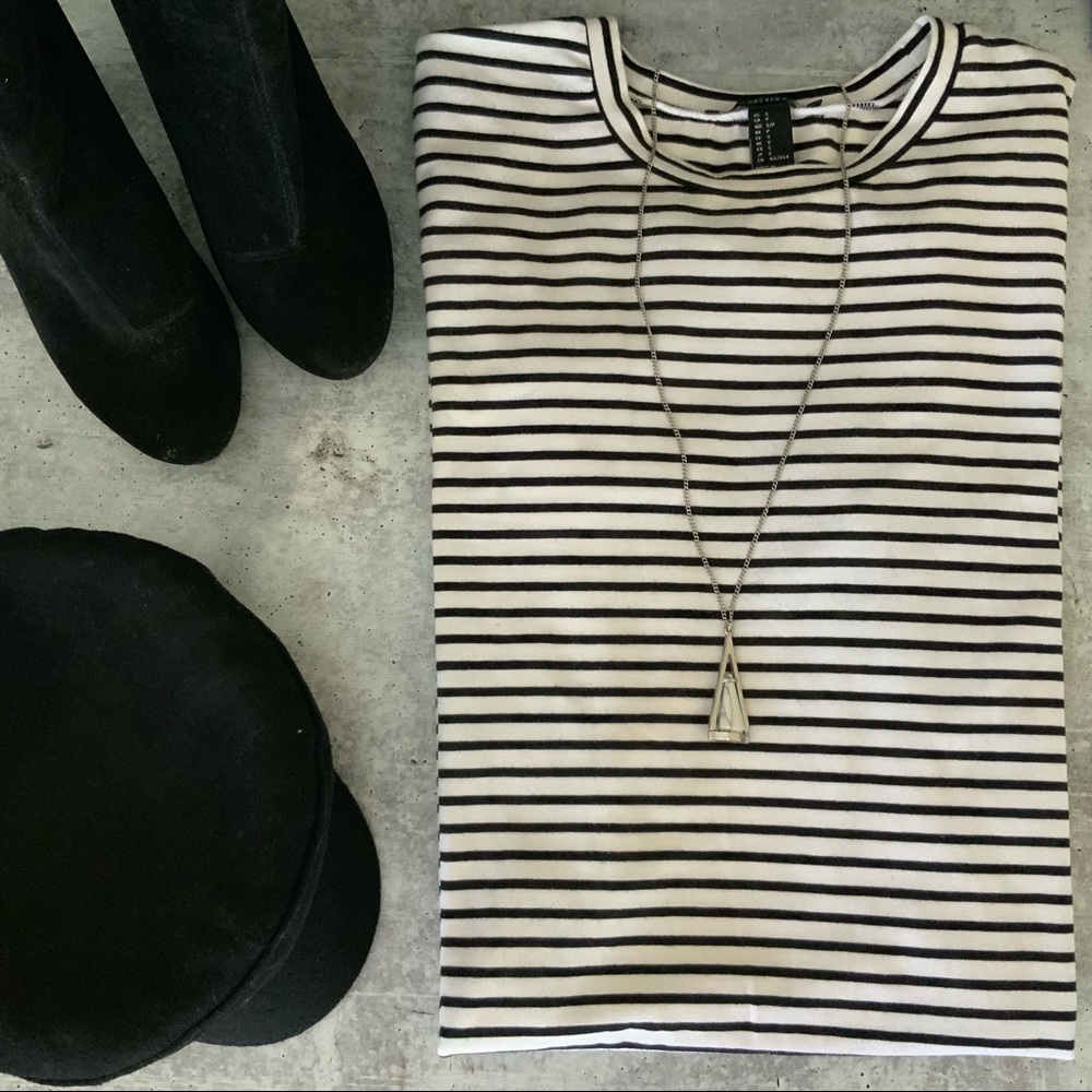 Forever 21 Black and White Stripped T-shirt Dress